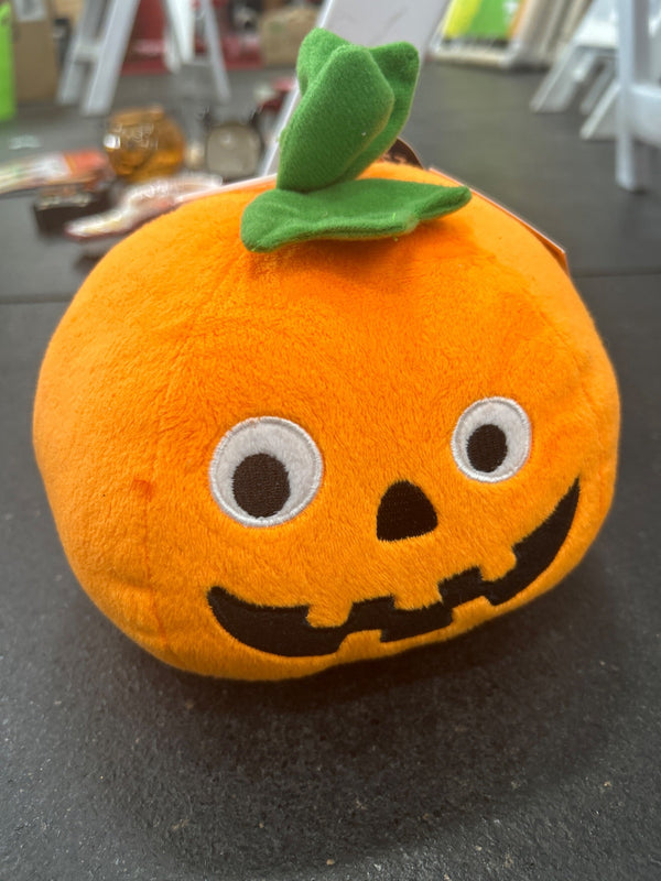 PUMPKIN PLUSHIE