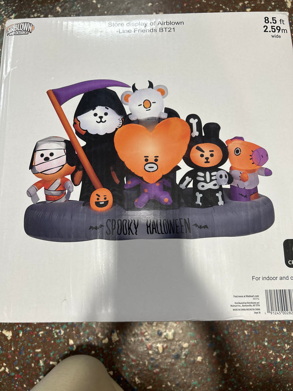 SPOOKY HALLOWEEN INFLATABLE