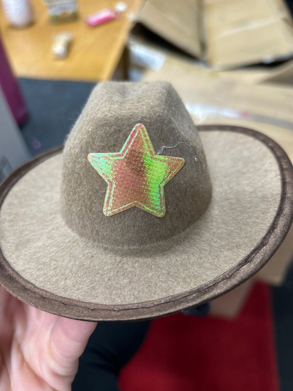 BROWN COWBOY HAT