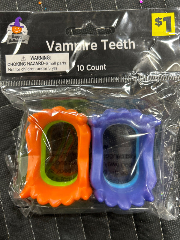 VAMPIRE TEETH1