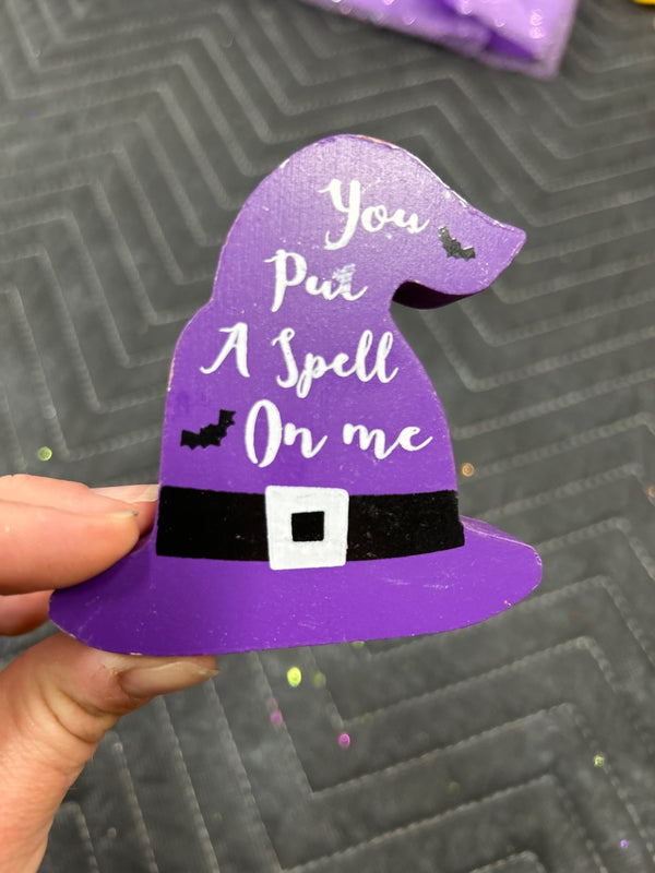 WITCH HAT DECOR